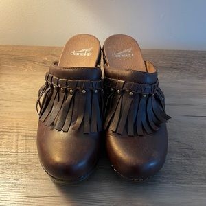 Da ski Fringe Clog 8
